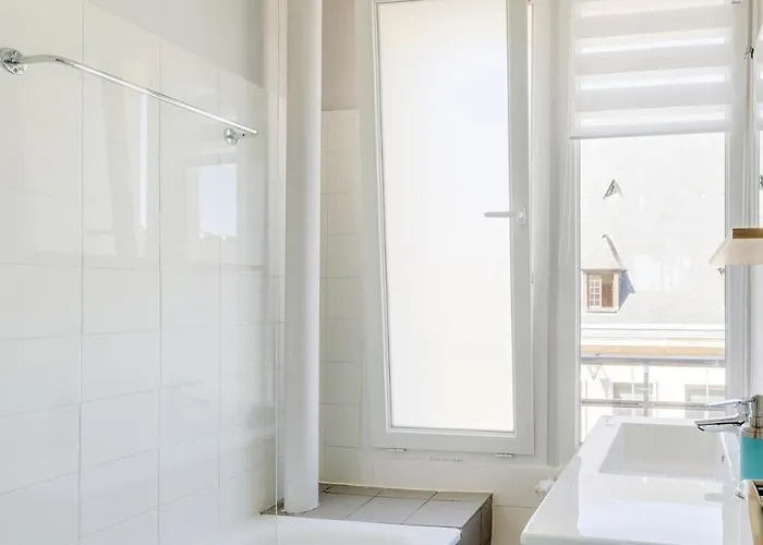 La Cathédrale - Vue Sur Seine * Rouen