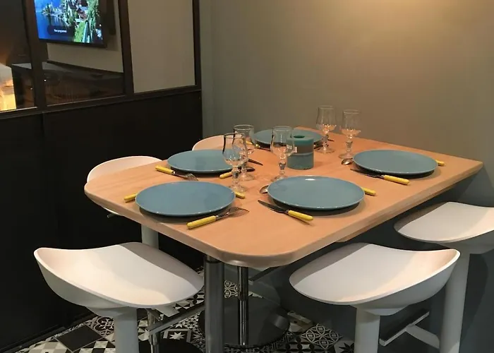 La Cathedrale - Vue Sur Seine Apartment *