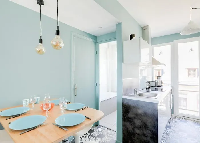 La Cathédrale - Vue Sur Seine